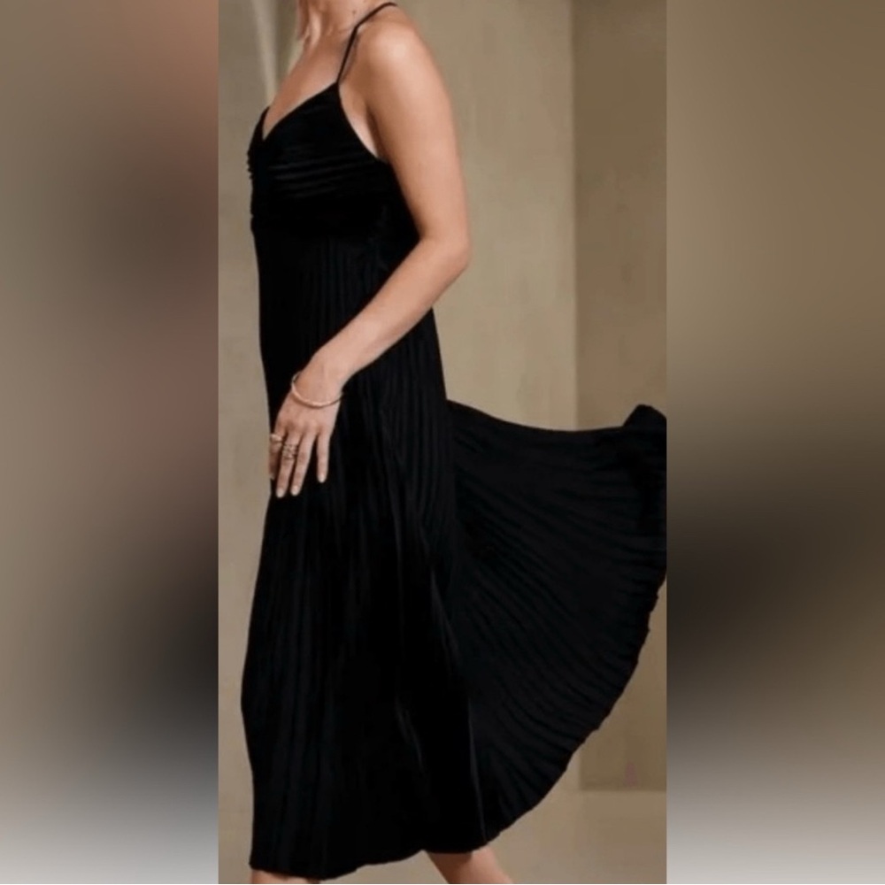 Banana Republic Factory Pleated Dress